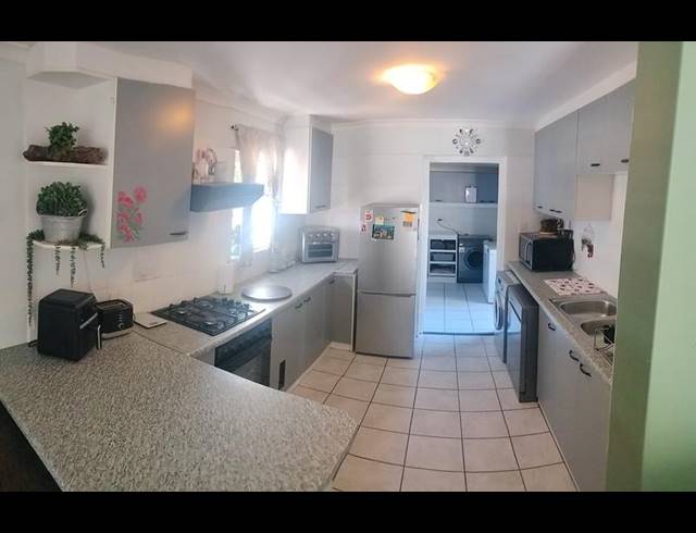 4 BEDROOM HOUSE FOR SALE IN FLAGSHIP